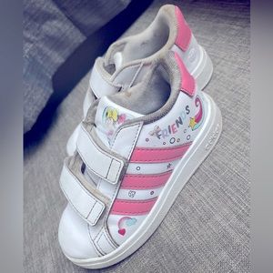 Disney Adidas shoes, 9